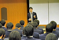 八十祐治さん