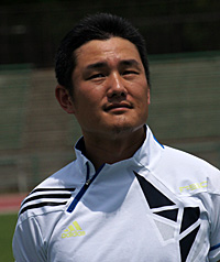 内田靖之トレーナー